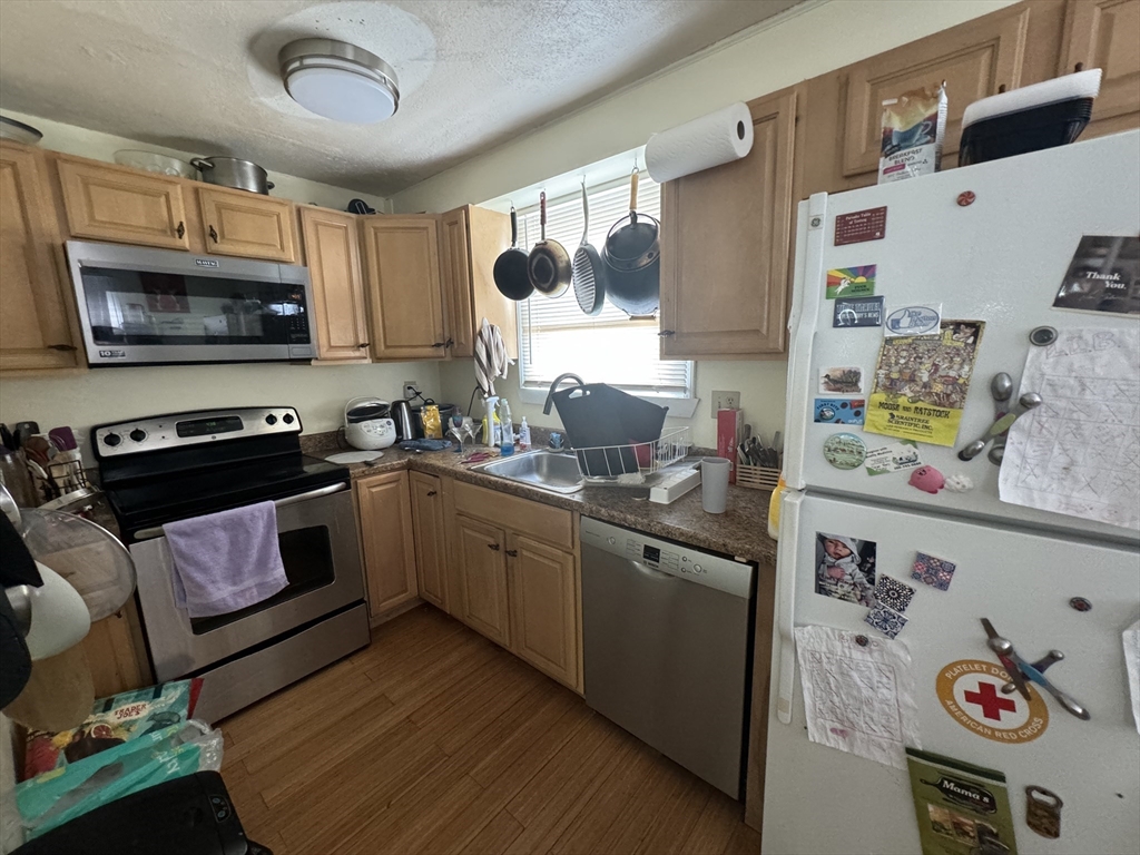 41 Ashford St, Boston, Massachusetts, 4 Bedrooms Bedrooms, 5 Rooms Rooms,2.5 BathroomsBathrooms,Residential Lease,For Rent,Ashford St,73520573
