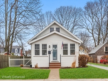 24 Franklin St, Stoughton, Massachusetts, 2 Bedrooms Bedrooms, 5 Rooms Rooms,1 BathroomBathrooms,Residential,For Sale,Franklin St,73491291 24 Franklin St, Stoughton, Massachusetts, 2 Bedrooms Bedrooms, 5 Rooms Rooms,1 BathroomBathrooms,Residential,For Sale,Franklin St,73491291