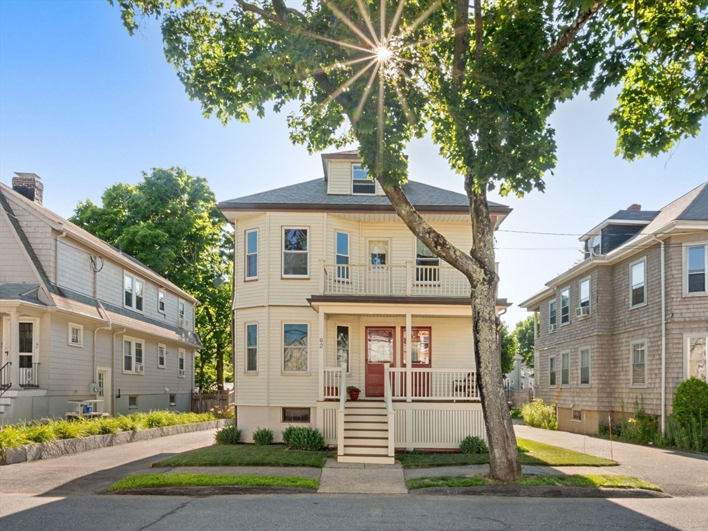 62-64 Flett Rd, Belmont, Massachusetts, 2 Bedrooms Bedrooms, 5 Rooms Rooms,1 BathroomBathrooms,Residential Lease,For Rent,Flett Rd,73497192