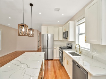 30 Hiawatha Rd, Boston, Massachusetts, 7 Bedrooms Bedrooms, 15 Rooms Rooms,5 BathroomsBathrooms,Residential Income,For Sale,Hiawatha Rd,73493216