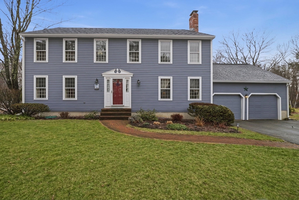 10 Berkeley Ln, Andover, Massachusetts, 4 Bedrooms Bedrooms, 8 Rooms Rooms,2.5 BathroomsBathrooms,Residential,For Sale,Berkeley Ln,73497092
