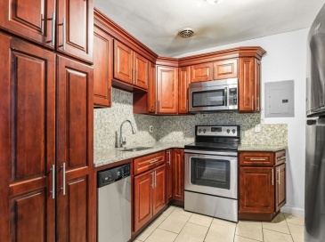 133 Warren St, Watertown, Massachusetts, 2 Bedrooms Bedrooms, 4 Rooms Rooms,1 BathroomBathrooms,Residential,For Sale,Warren St,73468421 133 Warren St, Watertown, Massachusetts, 2 Bedrooms Bedrooms, 4 Rooms Rooms,1 BathroomBathrooms,Residential,For Sale,Warren St,73468421