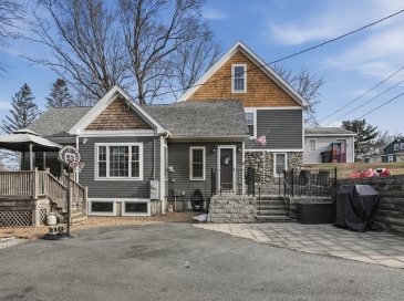 25 Upton Street, Millbury, Massachusetts, 3 Bedrooms Bedrooms, 6 Rooms Rooms,2 BathroomsBathrooms,Residential,For Sale,Upton Street,73484817