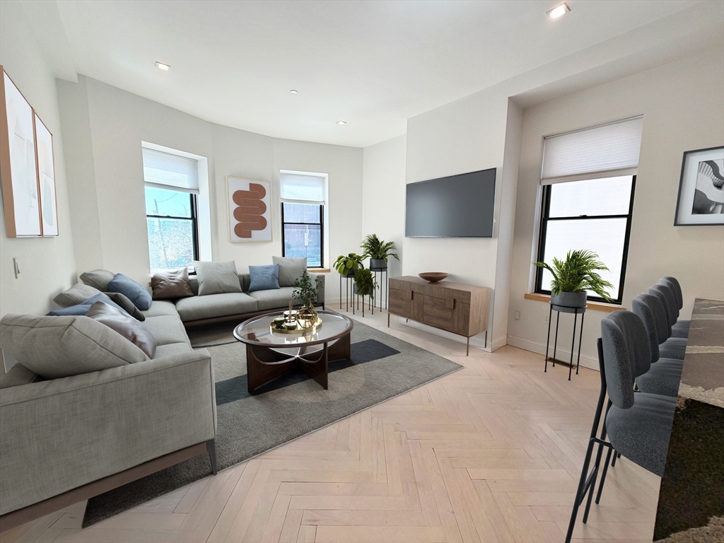 182 Webster St, Boston, Massachusetts, 3 Bedrooms Bedrooms, 6 Rooms Rooms,2 BathroomsBathrooms,Residential Lease,For Rent,Webster St,73476711