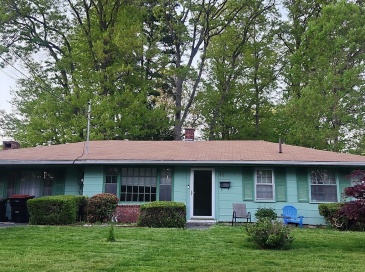 23 Irene Cir, Brockton, Massachusetts, 4 Bedrooms Bedrooms, 6 Rooms Rooms,1 BathroomBathrooms,Residential,For Sale,Irene Cir,73520718