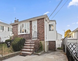 22 Conant St, Revere, Massachusetts, 2 Bedrooms Bedrooms, 4 Rooms Rooms,1 BathroomBathrooms,Residential Lease,For Rent,Conant St,73520799