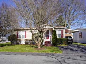50 Highland St, Taunton, Massachusetts, 2 Bedrooms Bedrooms, 5 Rooms Rooms,2 BathroomsBathrooms,Residential,For Sale,Highland St,73496103