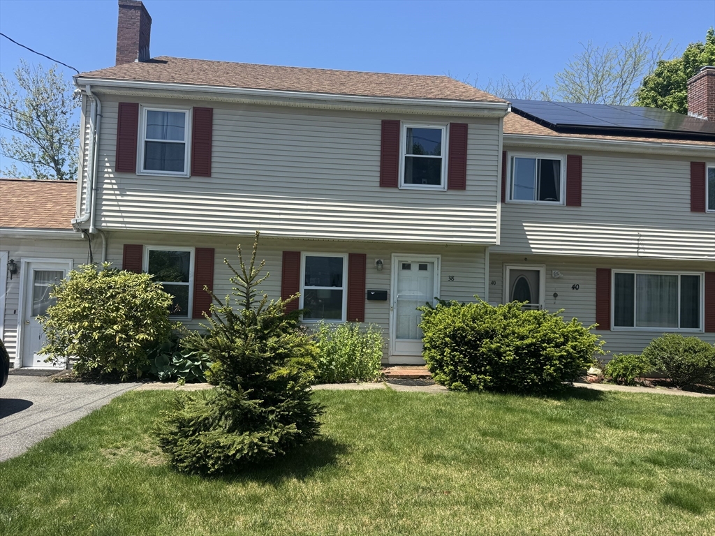 38 Crescent Rd, Needham, Massachusetts, 3 Bedrooms Bedrooms, 6 Rooms Rooms,3.5 BathroomsBathrooms,Residential Lease,For Rent,Crescent Rd,73520821
