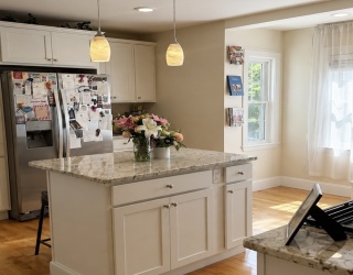 55 Woods Ave, Somerville, Massachusetts, 2 Bedrooms Bedrooms, 6 Rooms Rooms,1.5 BathroomsBathrooms,Residential Lease,For Rent,Woods Ave,73520825