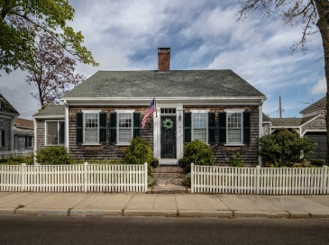 31 Main St, Marion, Massachusetts, 3 Bedrooms Bedrooms, 6 Rooms Rooms,2 BathroomsBathrooms,Residential,For Sale,Main St,73520843