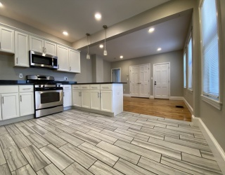 10 Howell Court, Chelsea, Massachusetts, 2 Bedrooms Bedrooms, 5 Rooms Rooms,1 BathroomBathrooms,Residential Lease,For Rent,Howell Court,73520883