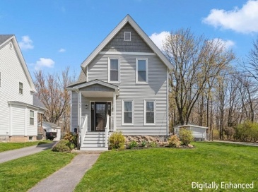 22 Elmwood Street, Grafton, Massachusetts, 3 Bedrooms Bedrooms, 6 Rooms Rooms,2.5 BathroomsBathrooms,Residential,For Sale,Elmwood Street,73489277