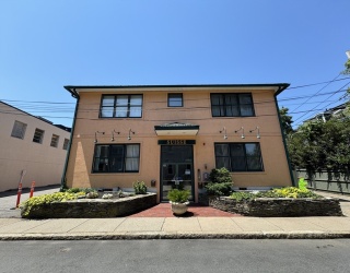 31 Channing St, Newton, Massachusetts, 3 Bedrooms Bedrooms, 7 Rooms Rooms,2.5 BathroomsBathrooms,Residential Lease,For Rent,Channing St,73520675