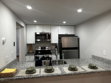 670 Massachussetts Ave, Boston, Massachusetts, 1 Bedroom Bedrooms, 3 Rooms Rooms,1 BathroomBathrooms,Residential Lease,For Rent,Massachussetts Ave,72855893