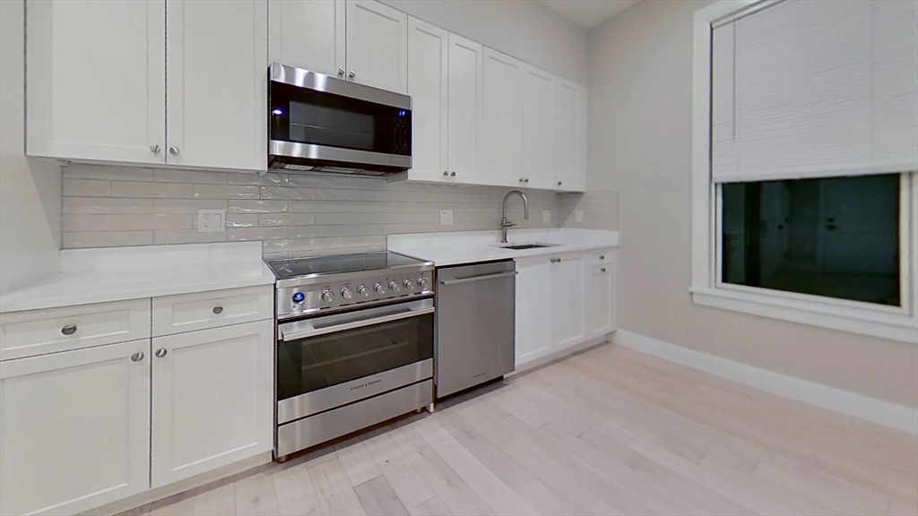 197 Green St., Boston, Massachusetts, 1 Bedroom Bedrooms, 1 Room Rooms,1 BathroomBathrooms,Residential Lease,For Rent,Green St.,73520749