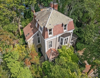 32 Hawthorn St, Cambridge, Massachusetts, 7 Bedrooms Bedrooms, 13 Rooms Rooms,4 BathroomsBathrooms,Residential Income,For Sale,Hawthorn St,73520747