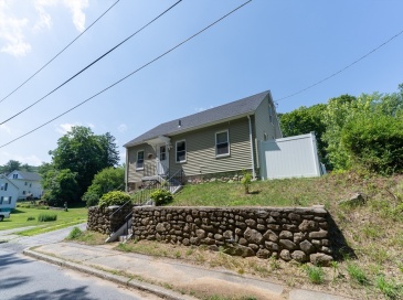 22 Marsh Ave, Southbridge, Massachusetts, 3 Bedrooms Bedrooms, 5 Rooms Rooms,2 BathroomsBathrooms,Residential,For Sale,Marsh Ave,73520679 22 Marsh Ave, Southbridge, Massachusetts, 3 Bedrooms Bedrooms, 5 Rooms Rooms,2 BathroomsBathrooms,Residential,For Sale,Marsh Ave,73520679