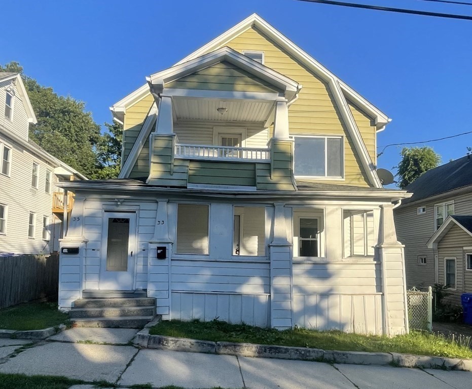 33-35 Algonquin Pl, Springfield, Massachusetts, 7 Bedrooms Bedrooms, 17 Rooms Rooms,2 BathroomsBathrooms,Residential Income,For Sale,Algonquin Pl,73521161