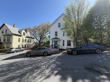 93 Bellevue Ave, Haverhill, Massachusetts, 3 Bedrooms Bedrooms, 4 Rooms Rooms,1 BathroomBathrooms,Residential Lease,For Rent,Bellevue Ave,73521028