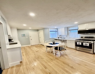 176 M, Boston, Massachusetts, 2 Bedrooms Bedrooms, 5 Rooms Rooms,1 BathroomBathrooms,Residential Lease,For Rent,M,73521035