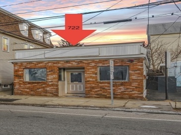 722 Eastern Ave, Fall River, Massachusetts, ,Commercial Lease,For Rent,Eastern Ave,73520925