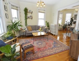 89 Rockview, Boston, Massachusetts, 2 Bedrooms Bedrooms, 5 Rooms Rooms,1 BathroomBathrooms,Residential Lease,For Rent,Rockview,73521069