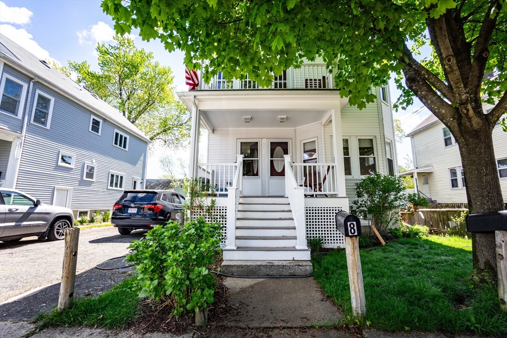 6 Putnam St, Watertown, Massachusetts, 2 Bedrooms Bedrooms, 5 Rooms Rooms,2 BathroomsBathrooms,Residential Lease,For Rent,Putnam St,73521074