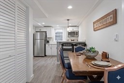 119 Brigantine Dr, Falmouth, Massachusetts, 4 Bedrooms Bedrooms, 10 Rooms Rooms,3 BathroomsBathrooms,Residential Lease,For Rent,Brigantine Dr,73520943