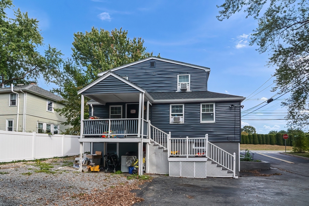254 N Main Street, Natick, Massachusetts, 4 Bedrooms Bedrooms, 13 Rooms Rooms,2 BathroomsBathrooms,Residential Income,For Sale,N Main Street,73520955