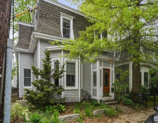 8 Florence Street, Cambridge, Massachusetts, 3 Bedrooms Bedrooms, 6 Rooms Rooms,2.5 BathroomsBathrooms,Residential Lease,For Rent,Florence Street,73521106