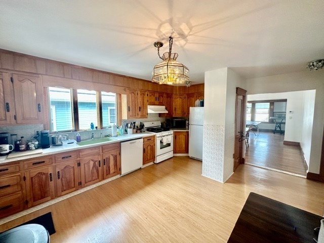 30 Sterling, Somerville, Massachusetts, 2 Bedrooms Bedrooms, 7 Rooms Rooms,1 BathroomBathrooms,Residential Lease,For Rent,Sterling,73520971