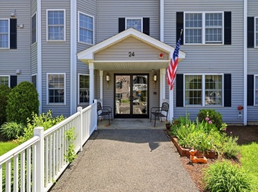 24 Greenleaves Drive, Amherst, Massachusetts, 2 Bedrooms Bedrooms, 5 Rooms Rooms,1 BathroomBathrooms,Residential,For Sale,Greenleaves Drive,73520973