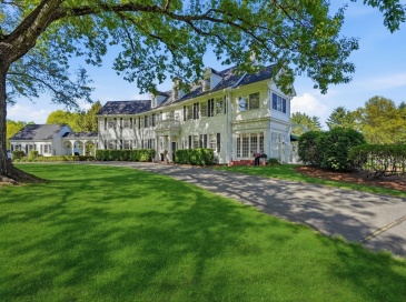 440 Prospect, East Longmeadow, Massachusetts, 7 Bedrooms Bedrooms, 13 Rooms Rooms,4.5 BathroomsBathrooms,Residential,For Sale,Prospect,73521109
