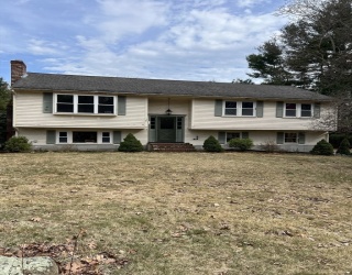33 Myrtle St, Millis, Massachusetts, 3 Bedrooms Bedrooms, 7 Rooms Rooms,2.5 BathroomsBathrooms,Residential,For Sale,Myrtle St,73521107