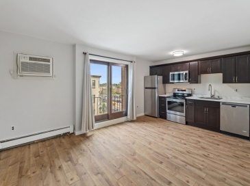 1030 Bennington, Boston, Massachusetts, 1 Bedroom Bedrooms, 3 Rooms Rooms,1 BathroomBathrooms,Residential Lease,For Rent,Bennington,73520907