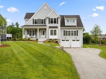 51 Tamarack Rd, Dracut, Massachusetts, 5 Bedrooms Bedrooms, 8 Rooms Rooms,3.5 BathroomsBathrooms,Residential,For Sale,Tamarack Rd,73520981