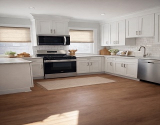 12 Gordon Ter, Newton, Massachusetts, 3 Bedrooms Bedrooms, 6 Rooms Rooms,1.5 BathroomsBathrooms,Residential Lease,For Rent,Gordon Ter,73521119