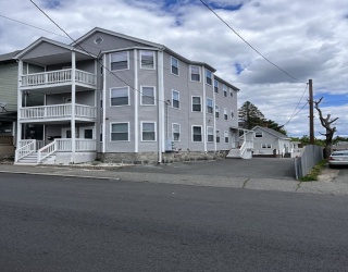 83-87 Howard St, Lawrence, Massachusetts, 13 Bedrooms Bedrooms, 25 Rooms Rooms,6 BathroomsBathrooms,Residential Income,For Sale,Howard St,73521123