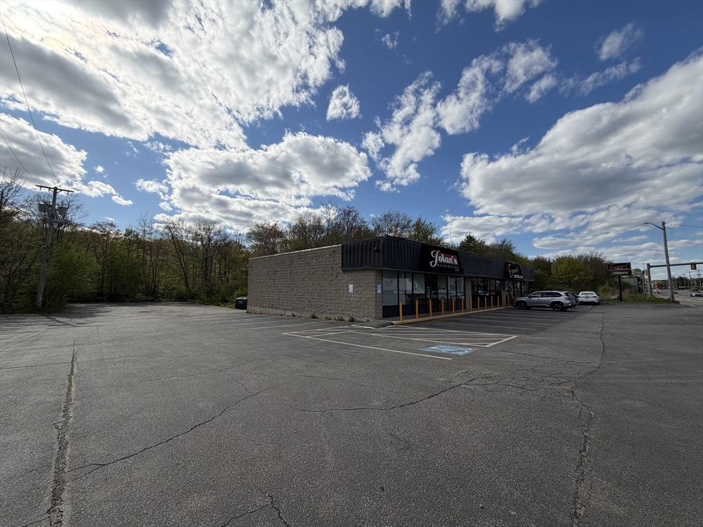 1169 Main St, Weymouth, Massachusetts, ,Commercial Lease,For Rent,Main St,73521131