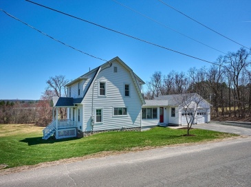 69 High St, Southampton, Massachusetts, 3 Bedrooms Bedrooms, 7 Rooms Rooms,2 BathroomsBathrooms,Residential,For Sale,High St,73499207