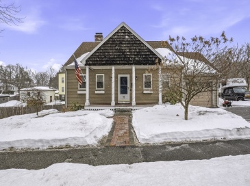 77 Carter St, Leominster, Massachusetts, 3 Bedrooms Bedrooms, 7 Rooms Rooms,2 BathroomsBathrooms,Residential,For Sale,Carter St,73482796 77 Carter St, Leominster, Massachusetts, 3 Bedrooms Bedrooms, 7 Rooms Rooms,2 BathroomsBathrooms,Residential,For Sale,Carter St,73482796