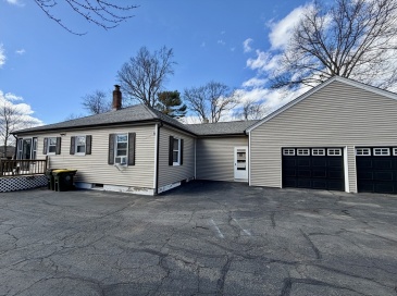 5 Bernier Ln, Bellingham, Massachusetts, 2 Bedrooms Bedrooms, 6 Rooms Rooms,1 BathroomBathrooms,Residential,For Sale,Bernier Ln,73482522 5 Bernier Ln, Bellingham, Massachusetts, 2 Bedrooms Bedrooms, 6 Rooms Rooms,1 BathroomBathrooms,Residential,For Sale,Bernier Ln,73482522