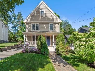 945 Walnut St, Newton, Massachusetts, 4 Bedrooms Bedrooms, 9 Rooms Rooms,3.5 BathroomsBathrooms,Residential,For Sale,Walnut St,73497026 945 Walnut St, Newton, Massachusetts, 4 Bedrooms Bedrooms, 9 Rooms Rooms,3.5 BathroomsBathrooms,Residential,For Sale,Walnut St,73497026