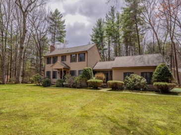 1 Ashley Circle, Easthampton, Massachusetts, 4 Bedrooms Bedrooms, 9 Rooms Rooms,2.5 BathroomsBathrooms,Residential,For Sale,Ashley Circle,73479892 1 Ashley Circle, Easthampton, Massachusetts, 4 Bedrooms Bedrooms, 9 Rooms Rooms,2.5 BathroomsBathrooms,Residential,For Sale,Ashley Circle,73479892