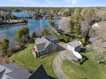 30 Captain Nickerson Ln, Dennis, Massachusetts, 4 Bedrooms Bedrooms, 10 Rooms Rooms,2.5 BathroomsBathrooms,Residential,For Sale,Captain Nickerson Ln,73504318