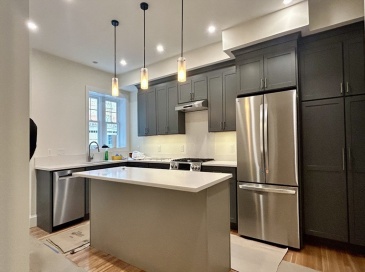 10 Dwight, Brookline, Massachusetts, 3 Bedrooms Bedrooms, 7 Rooms Rooms,2 BathroomsBathrooms,Residential Lease,For Rent,Dwight,73508448
