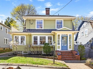 7 Inverness Road, Arlington, Massachusetts, 3 Bedrooms Bedrooms, 7 Rooms Rooms,1.5 BathroomsBathrooms,Residential,For Sale,Inverness Road,73509286