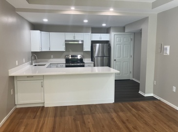 231 Coolidge Ave, Watertown, Massachusetts, 1 Bedroom Bedrooms, 3 Rooms Rooms,1 BathroomBathrooms,Residential Lease,For Rent,Coolidge Ave,73521230