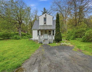 8 Shutesbury Road, Pelham, Massachusetts, 3 Bedrooms Bedrooms, 6 Rooms Rooms,1 BathroomBathrooms,Residential,For Sale,Shutesbury Road,73521261