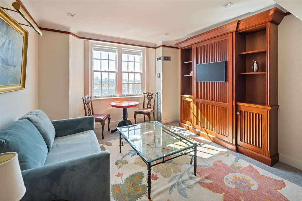 15 River St, Boston, Massachusetts, 1 Bedroom Bedrooms, 3 Rooms Rooms,1 BathroomBathrooms,Residential Lease,For Rent,River St,73521268